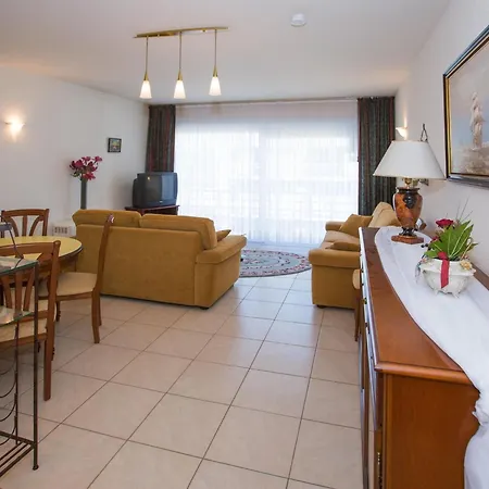 Partial Sea View Getaway Apartment Middelkerke