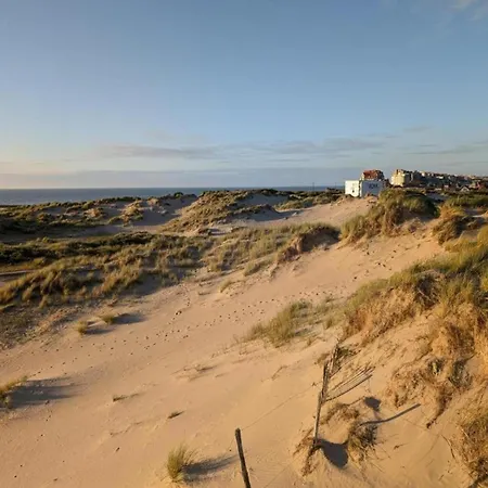 Partial Sea View Getaway Apartment Middelkerke